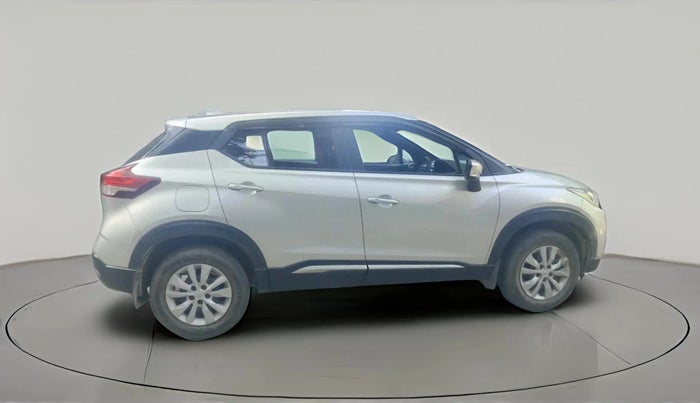 2019 Nissan Kicks XL 1.5, Petrol, Manual, 63,455 km, exterior