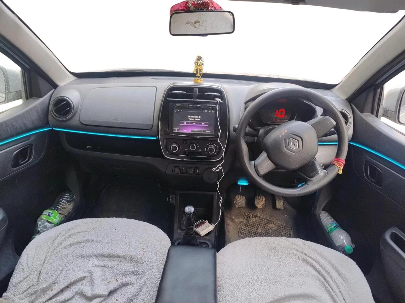 2016 Renault Kwid RXT 1.0, Petrol, Manual, 90,700 km, interior