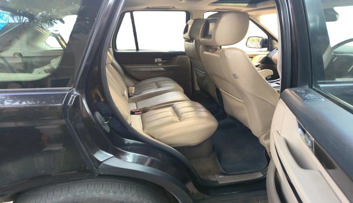 2010 Landrover Range Rover Sport 3.0 TDV6 HSE DIESEL, Diesel, Automatic, 1,29,346 km, interior