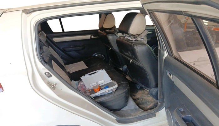 2011 Maruti Swift VDI, Diesel, Manual, 2,10,223 km, interior