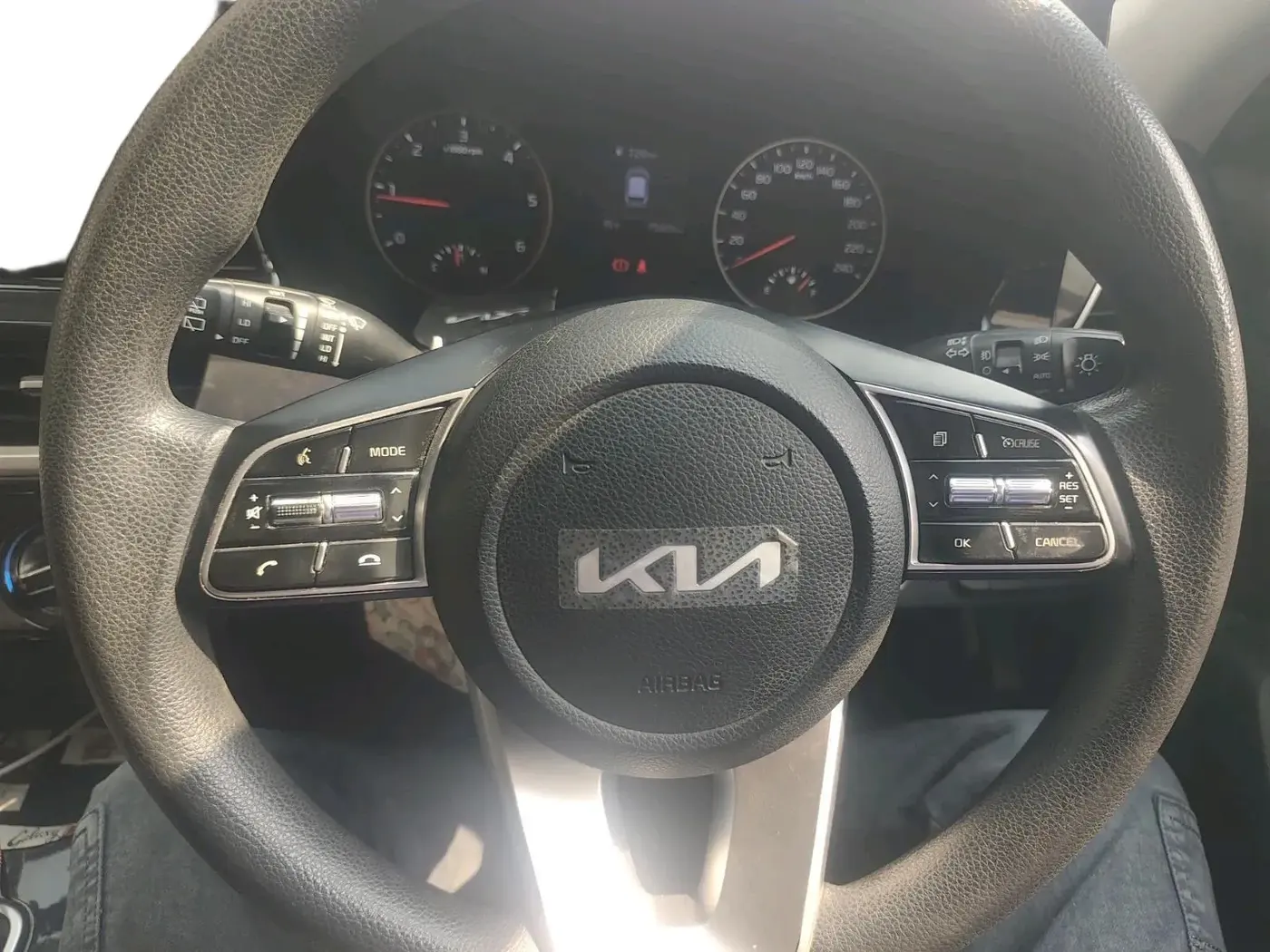 2021 KIA SELTOS HTK PLUS 1.5 DIESEL, Diesel, Manual, 75,925 km, interior