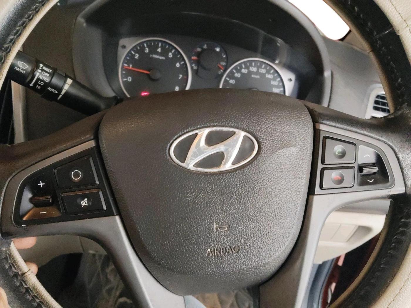2014 Hyundai i20 SPORTZ 1.2, Petrol, Manual, 73,790 km, interior