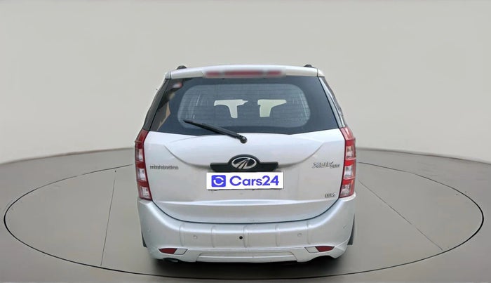 2014 Mahindra XUV500 W4, Diesel, Manual, 1,76,483 km, exterior