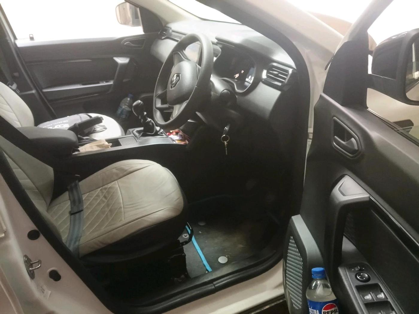 2024 Renault Kiger RXL MT, Petrol, Manual, 13,968 km, interior