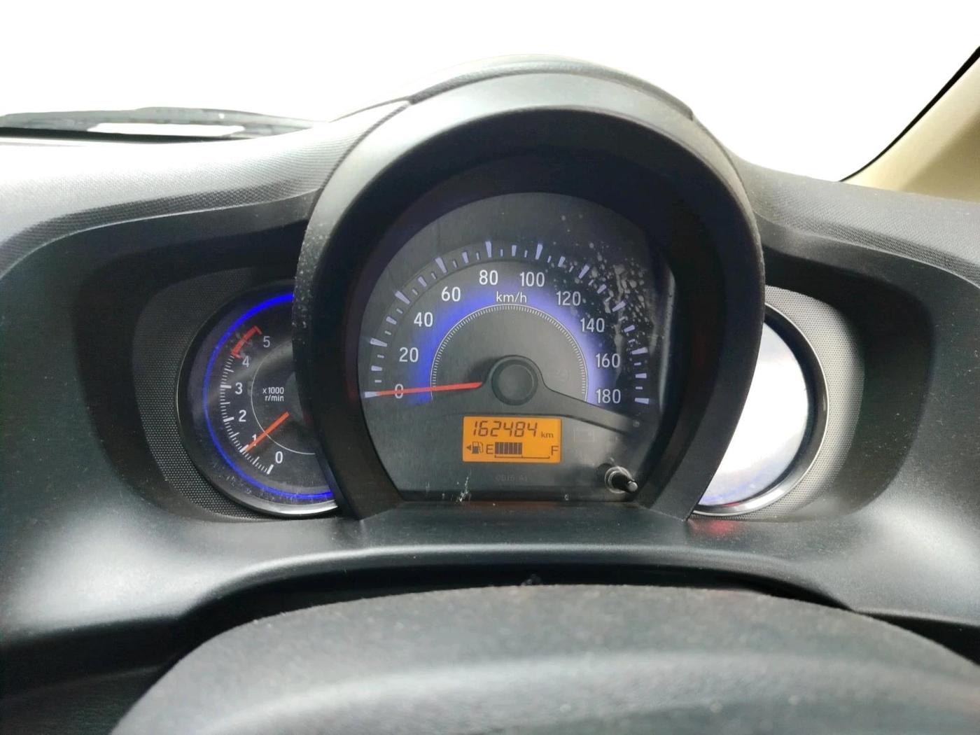 2015 Honda Mobilio 1.5L I-DTEC S, Diesel, Manual, 1,62,484 km, interior