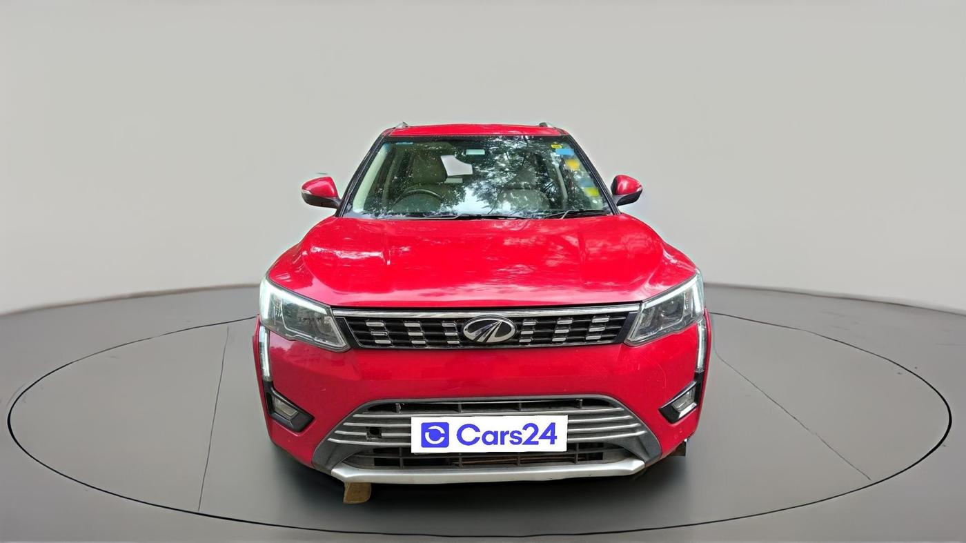 2019 Mahindra XUV300 W8 (O) 1.5 DIESEL, Diesel, Manual, 1,08,490 km, exterior