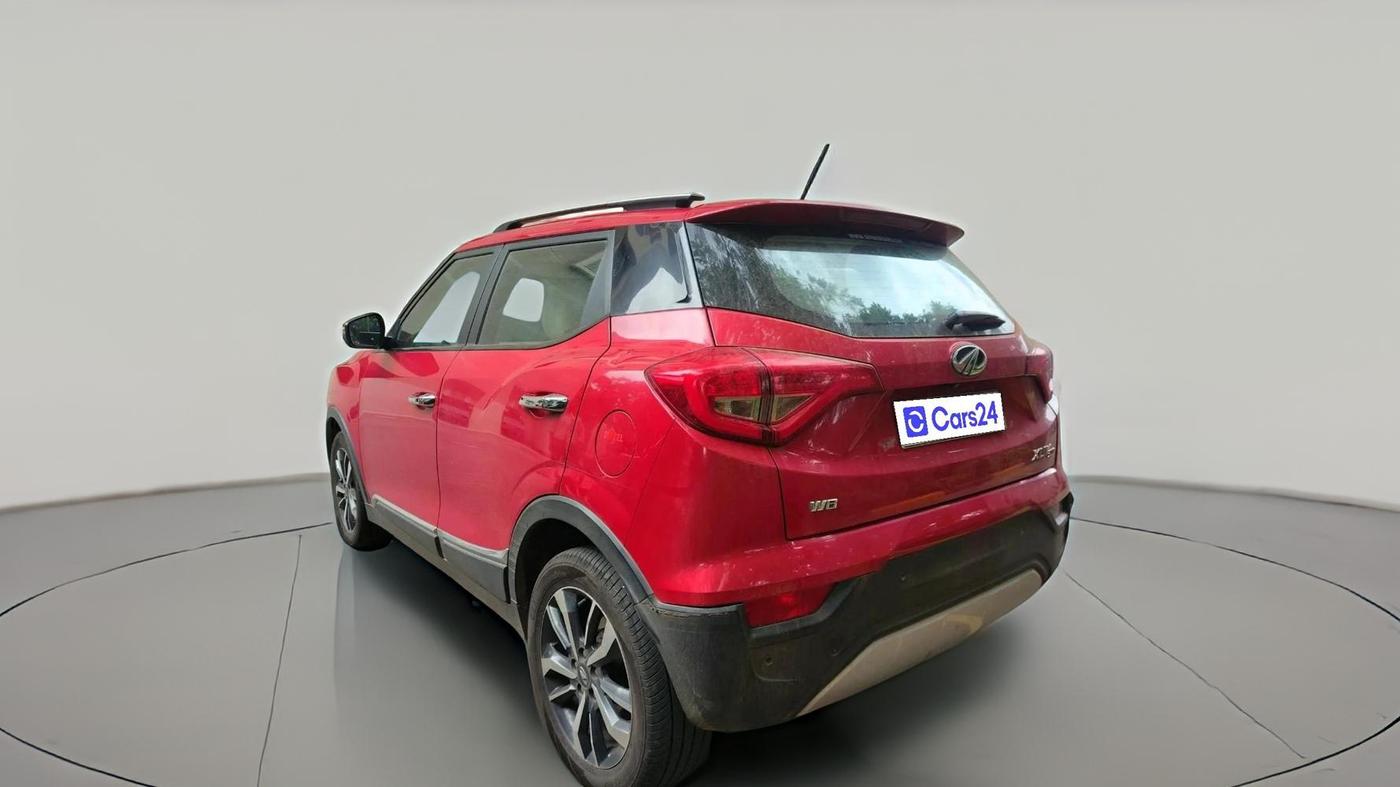 2019 Mahindra XUV300 W8 (O) 1.5 DIESEL, Diesel, Manual, 1,08,490 km, exterior