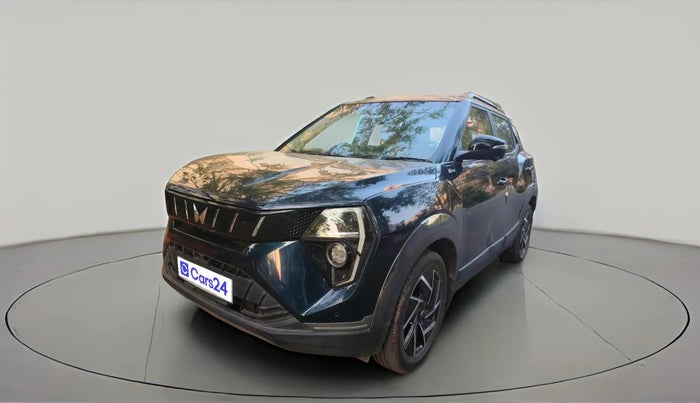 2024 Mahindra XUV 3XO AX7L 1.2 TGDi, Petrol, Manual, 18,340 km, exterior