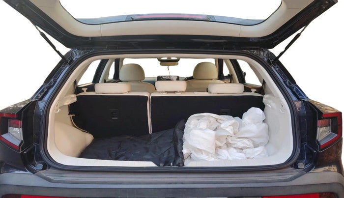 2024 Mahindra XUV 3XO AX7L 1.2 TGDi, Petrol, Manual, 18,340 km, exterior