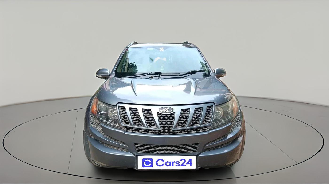 2012 Mahindra XUV500 W8, Diesel, Manual, 1,00,797 km, exterior