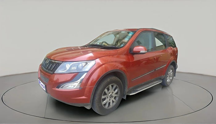 2017 Mahindra XUV500 W8, Diesel, Manual, 64,321 km, exterior