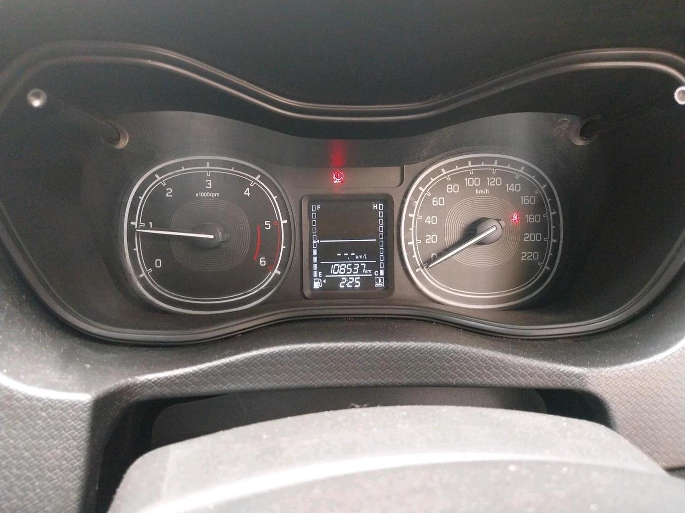 2018 Maruti Vitara Brezza VDI, Diesel, Manual, 1,08,537 km, interior