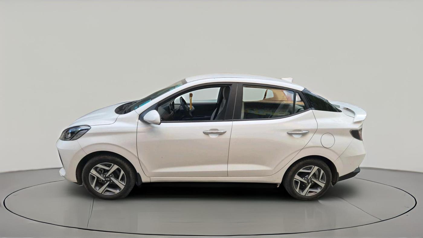 2024 Hyundai AURA SX 1.2 (O), Petrol, Manual, 16,396 km, exterior