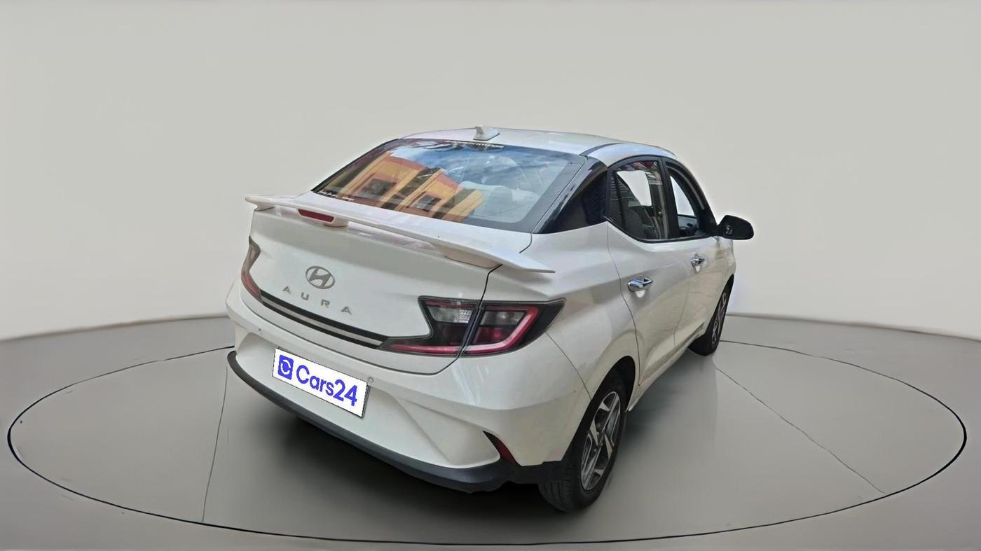 2024 Hyundai AURA SX 1.2 (O), Petrol, Manual, 16,396 km, exterior