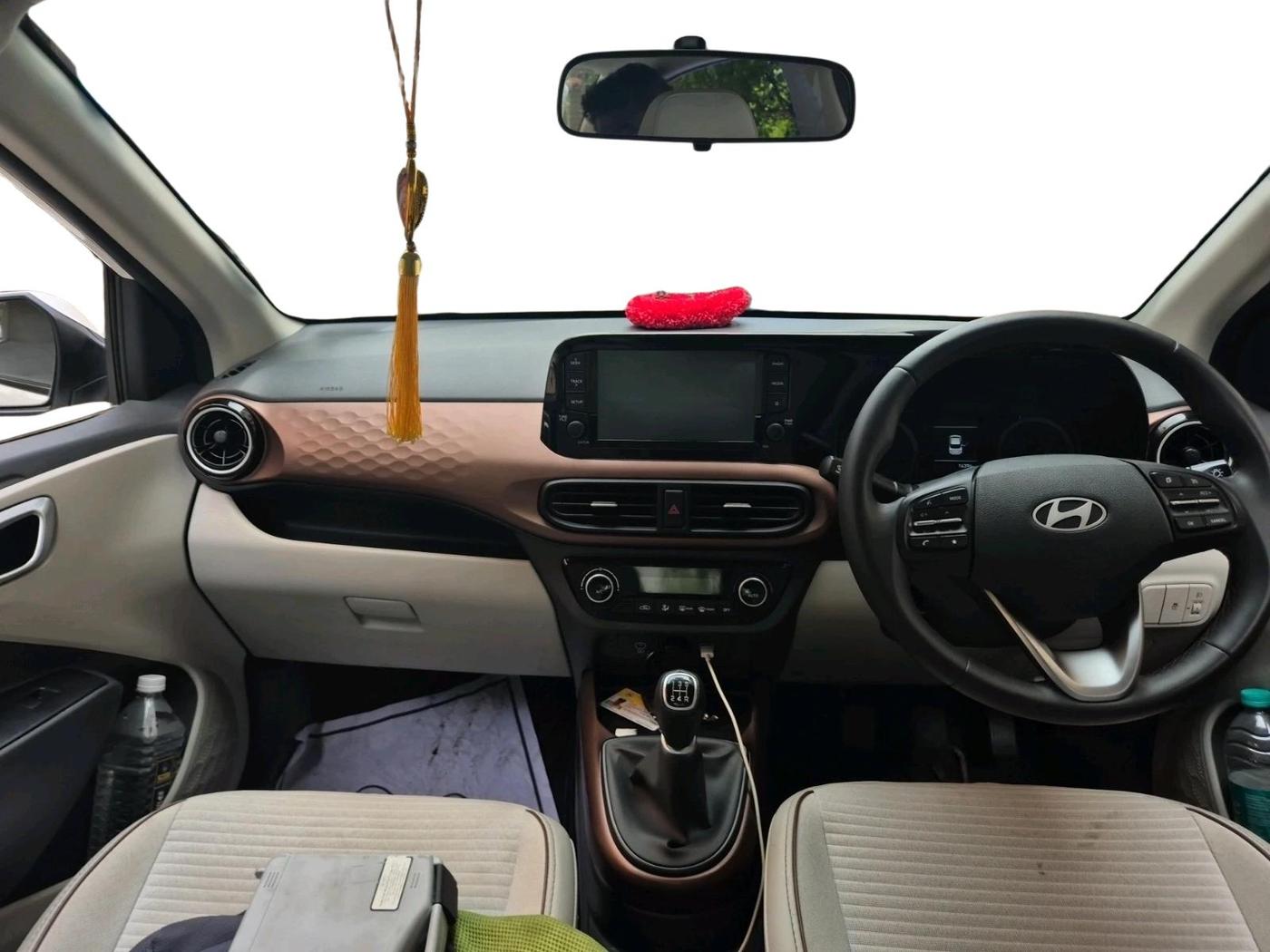 2024 Hyundai AURA SX 1.2 (O), Petrol, Manual, 16,396 km, interior