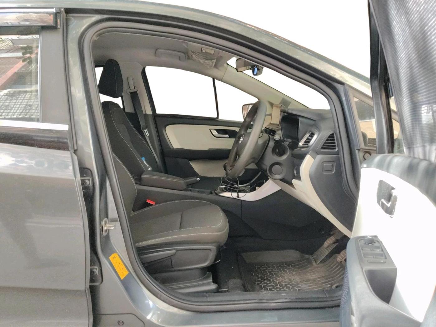 2021 Tata ALTROZ XZ PETROL, Petrol, Manual, 24,338 km, interior