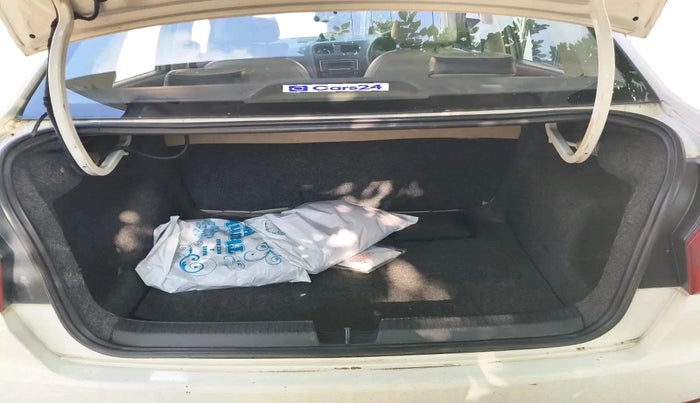 2016 Volkswagen Ameo COMFORTLINE 1.2L, Petrol, Manual, 83,211 km, exterior