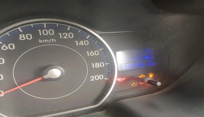 2013 Hyundai i10 MAGNA 1.2, Petrol, Manual, 68,643 km, interior