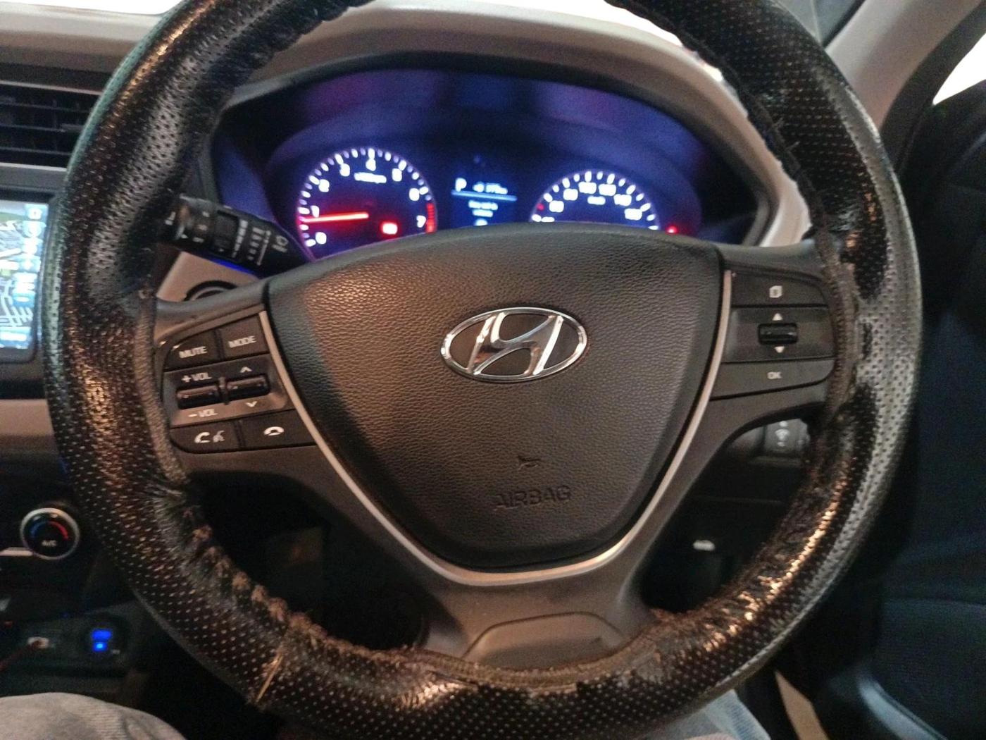 2019 Hyundai Elite i20 ASTA (O) CVT, Petrol, Automatic, 71,148 km, interior