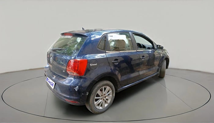 2015 Volkswagen Polo HIGHLINE1.5L, Diesel, Manual, 1,50,746 km, exterior