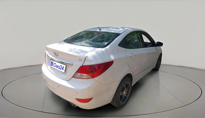 2013 Hyundai Verna FLUIDIC VTVT 1.6 EX AT, Petrol, Automatic, 1,66,298 km, exterior