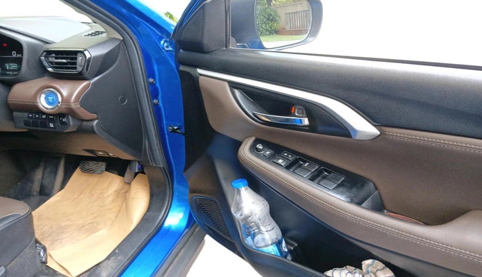 2022 Toyota URBAN CRUISER HYRYDER V HYBRID, Hybrid, Automatic, 1,10,279 km, interior