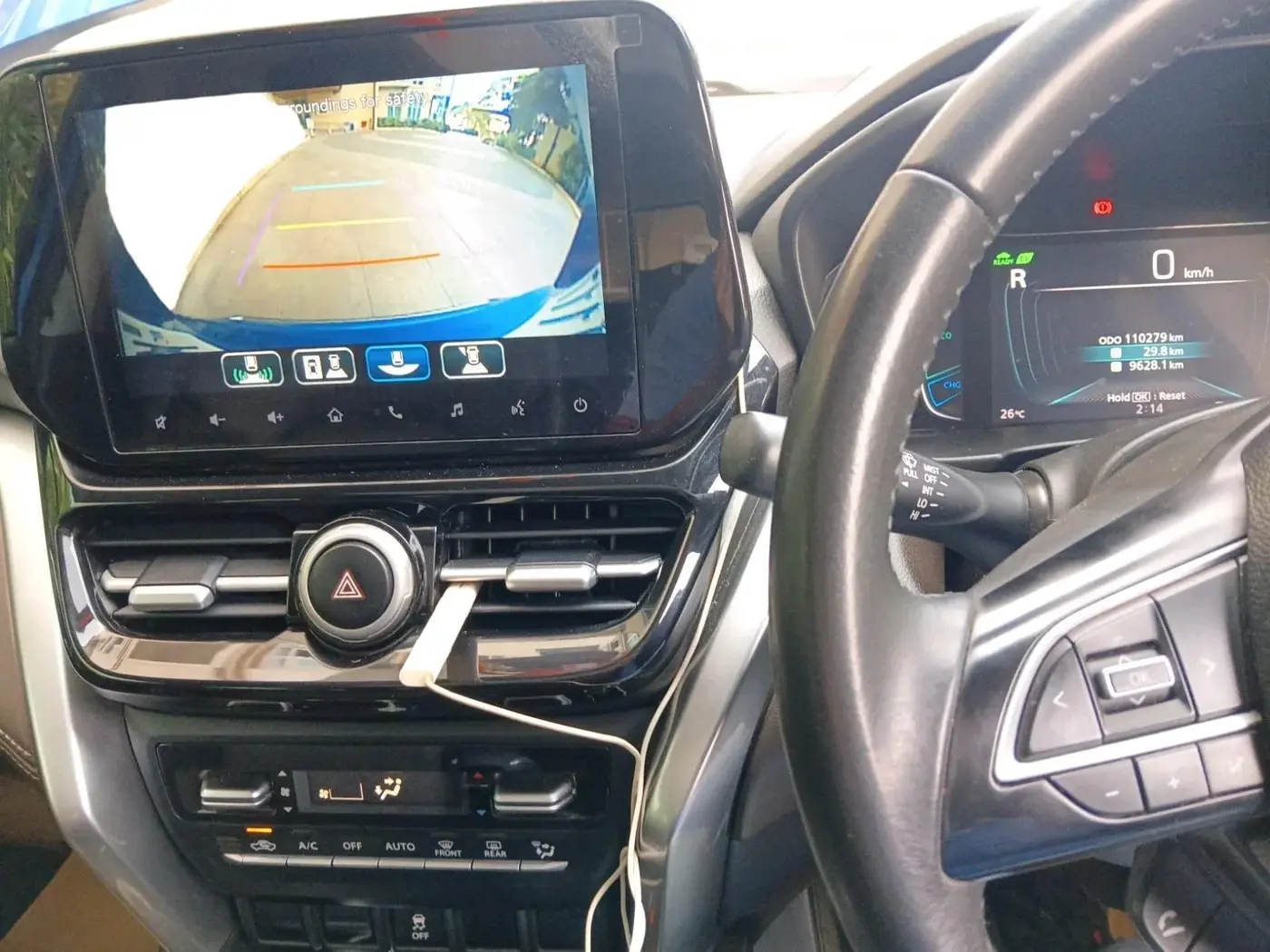 2022 Toyota URBAN CRUISER HYRYDER V HYBRID, Hybrid, Automatic, 1,10,279 km, interior