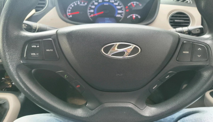 2015 Hyundai Grand i10 SPORTZ 1.2 KAPPA VTVT, Petrol, Manual, 29,340 km, interior