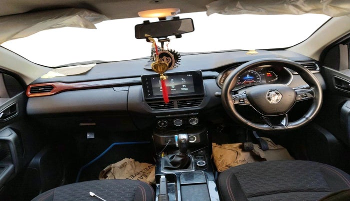 2023 Renault Kiger RXZ AMT, Petrol, Automatic, 13,411 km, interior