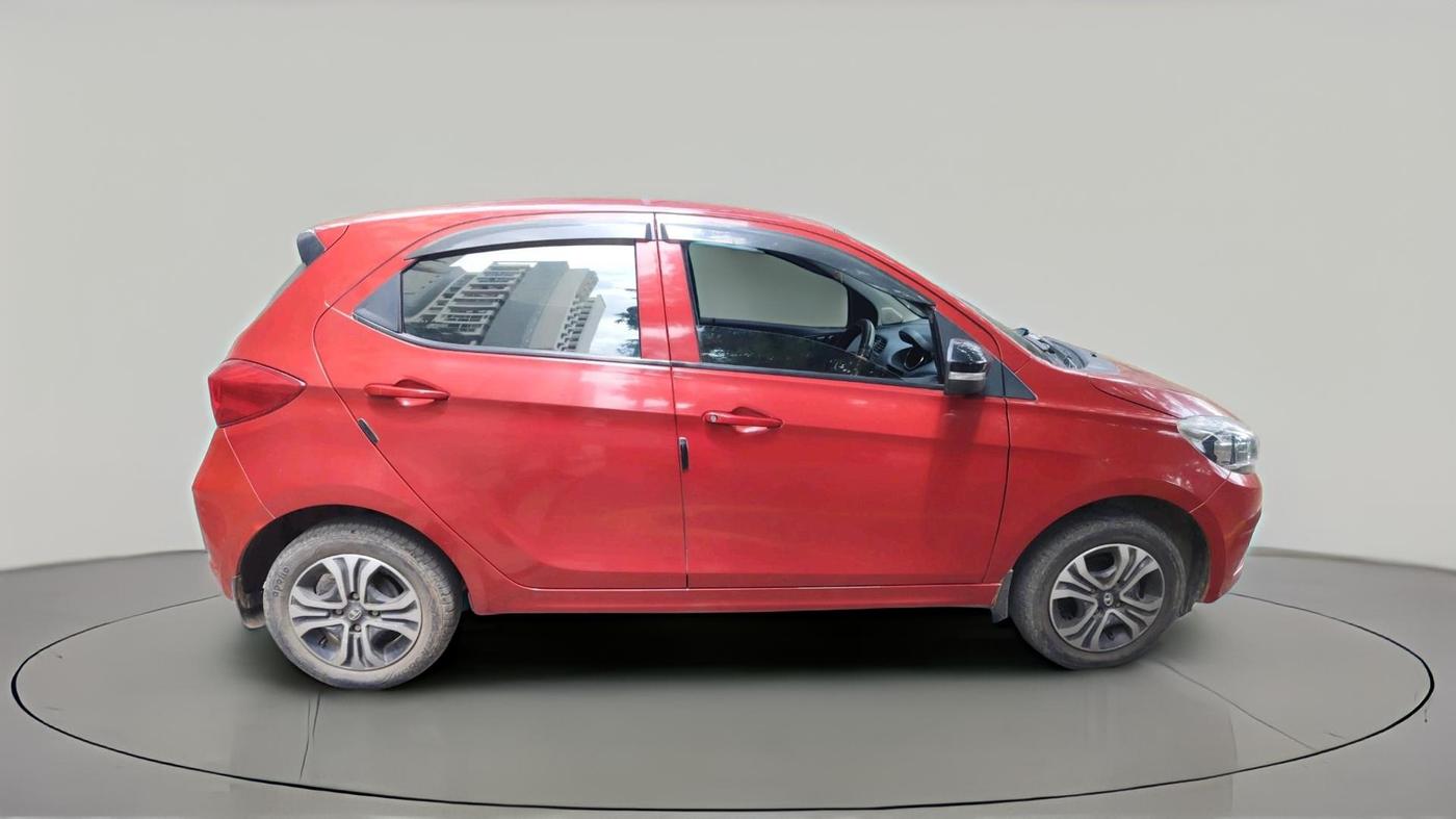 2019 Tata Tiago XZ PETROL, Petrol, Manual, 37,888 km, exterior