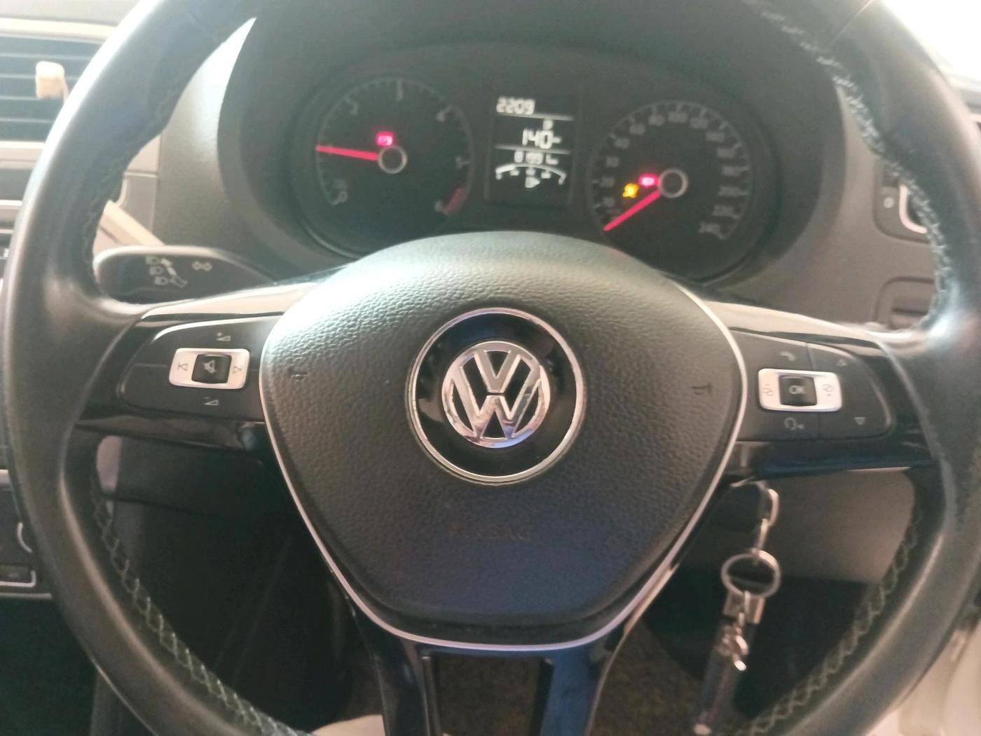 2018 Volkswagen Polo HIGHLINE PLUS 1.5 16 ALLOY, Diesel, Manual, 81,991 km, interior