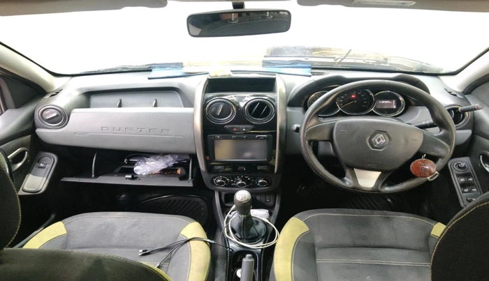 2017 Renault Duster 85 PS RXS SANDSTORM EDITION DIESEL, Diesel, Manual, 1,18,409 km, interior