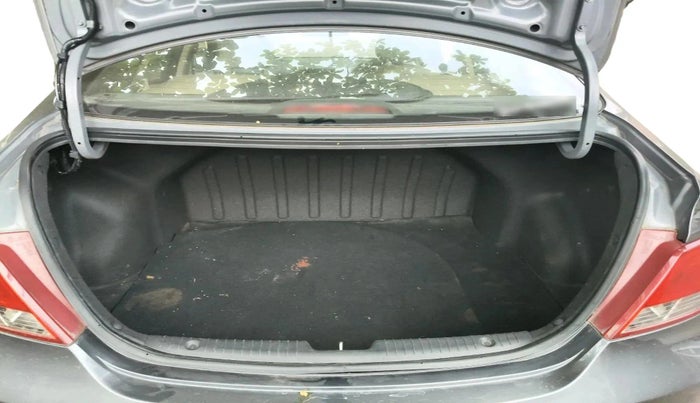 2015 Hyundai Verna FLUIDIC 4S 1.6 VTVT SX, Petrol, Manual, 40,319 km, exterior