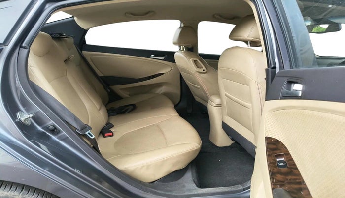 2015 Hyundai Verna FLUIDIC 4S 1.6 VTVT SX, Petrol, Manual, 40,319 km, interior