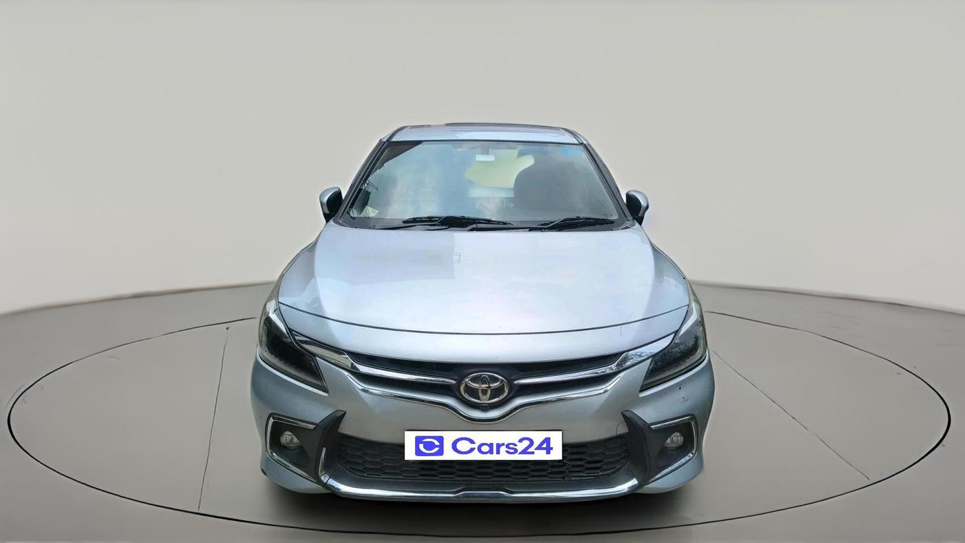 2022 Toyota Glanza V, Petrol, Manual, 35,702 km, exterior