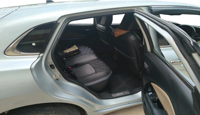 2022 Toyota Glanza V, Petrol, Manual, 35,702 km, interior