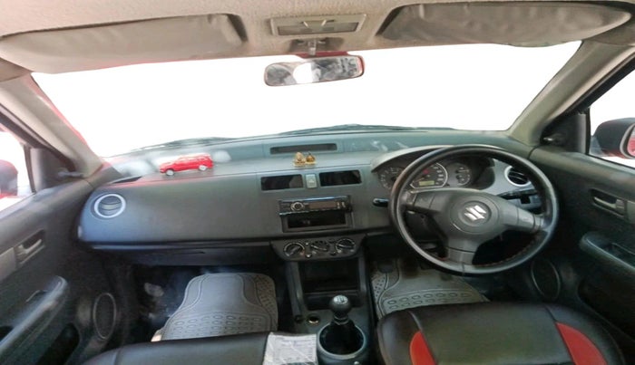 2006 Maruti Swift VXI 1.3, Petrol, Manual, 1,27,779 km, interior