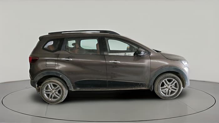 2023 Renault TRIBER RXZ, Petrol, Manual, 92,290 km, exterior