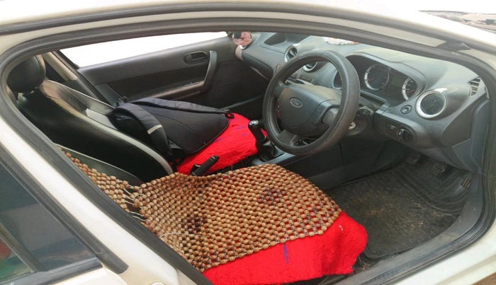 2011 Ford Fiesta Classic LXI 1.4 DIESEL, Diesel, Manual, 1,57,530 km, interior