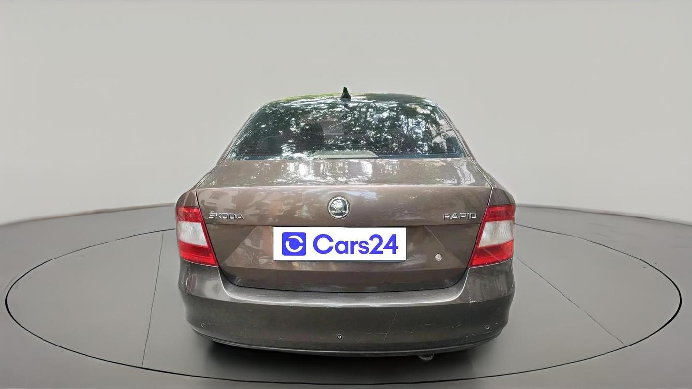 2014 Skoda Rapid 1.5 TDI CR ELEGANCE PLUS AT, Diesel, Automatic, 77,211 km, exterior