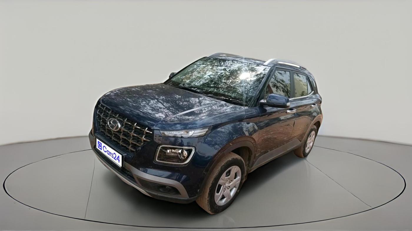 2022 Hyundai VENUE S+ 1.2, Petrol, Manual, 51,000 km, exterior