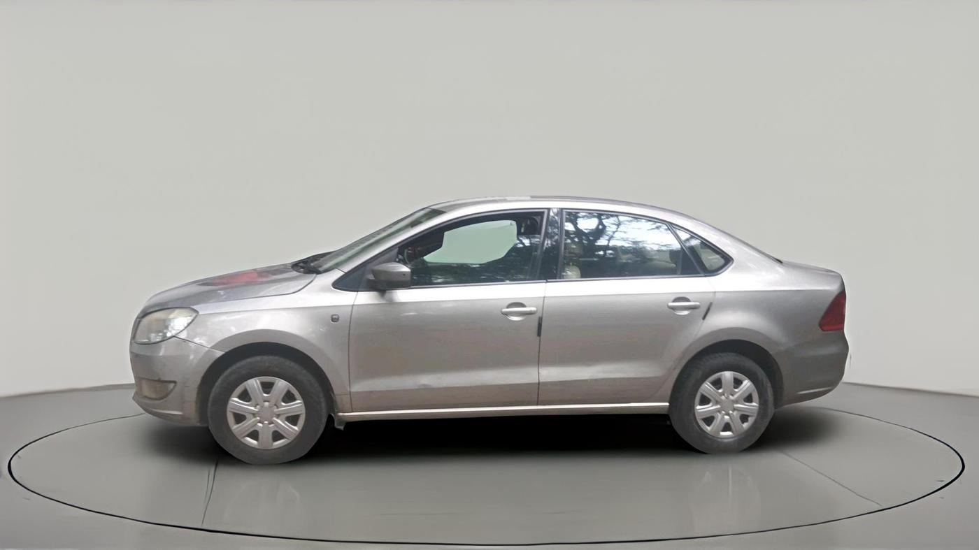 2012 Skoda Rapid AMBITION 1.6 TDI CR MT, Diesel, Manual, 1,09,231 km, exterior