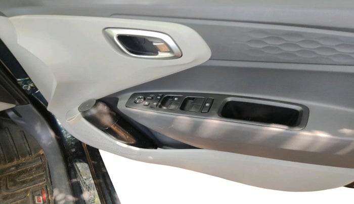 2021 Hyundai GRAND I10 NIOS SPORTZ 1.2 KAPPA VTVT, Petrol, Manual, 37,928 km, interior