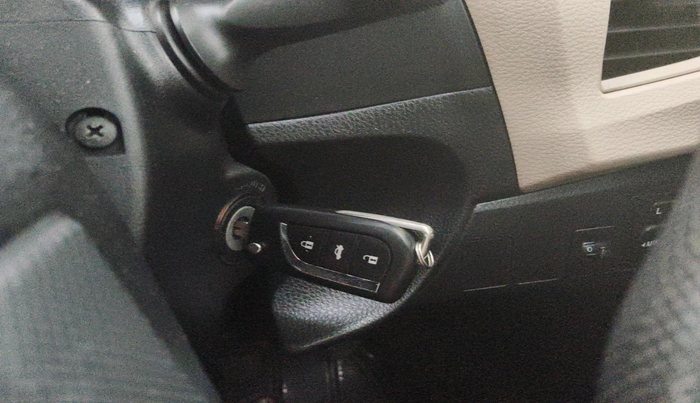 2015 Toyota Corolla Altis JS PETROL, Petrol, Manual, 1,09,064 km, interior