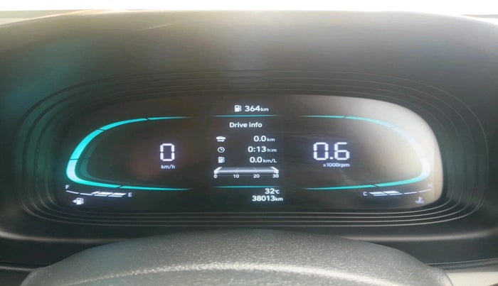 2022 Hyundai VENUE S 1.2, Petrol, Manual, 38,013 km, interior