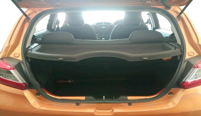 2017 Tata Tiago XZ PETROL, Petrol, Manual, 58,185 km, exterior