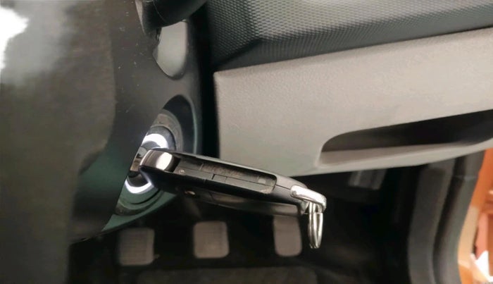 2017 Tata Tiago XZ PETROL, Petrol, Manual, 58,185 km, interior