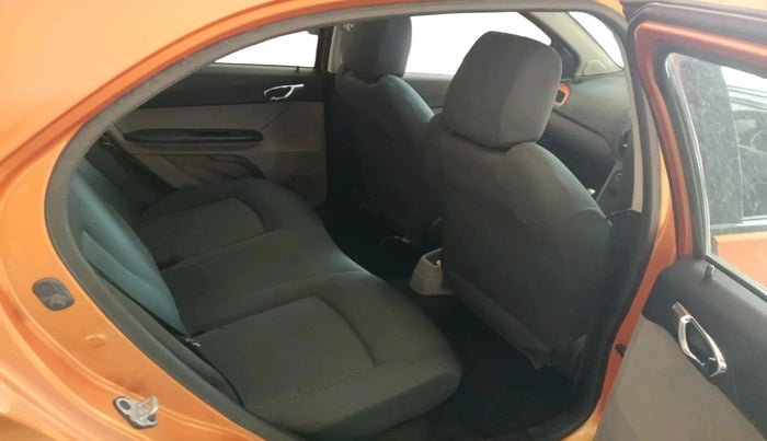2017 Tata Tiago XZ PETROL, Petrol, Manual, 58,185 km, interior