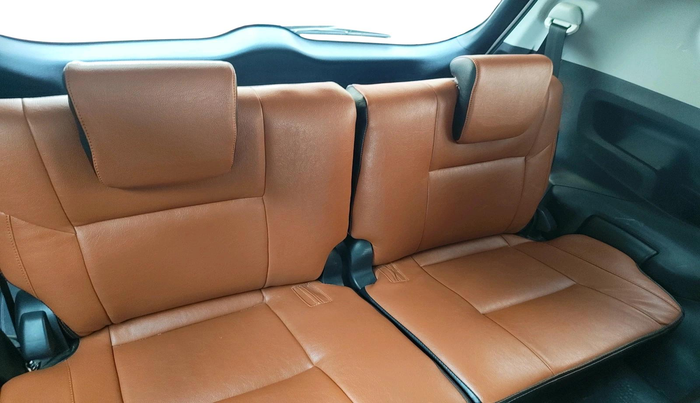 2018 Toyota Innova Crysta 2.4 GX 7 STR, Diesel, Manual, 1,65,260 km, interior