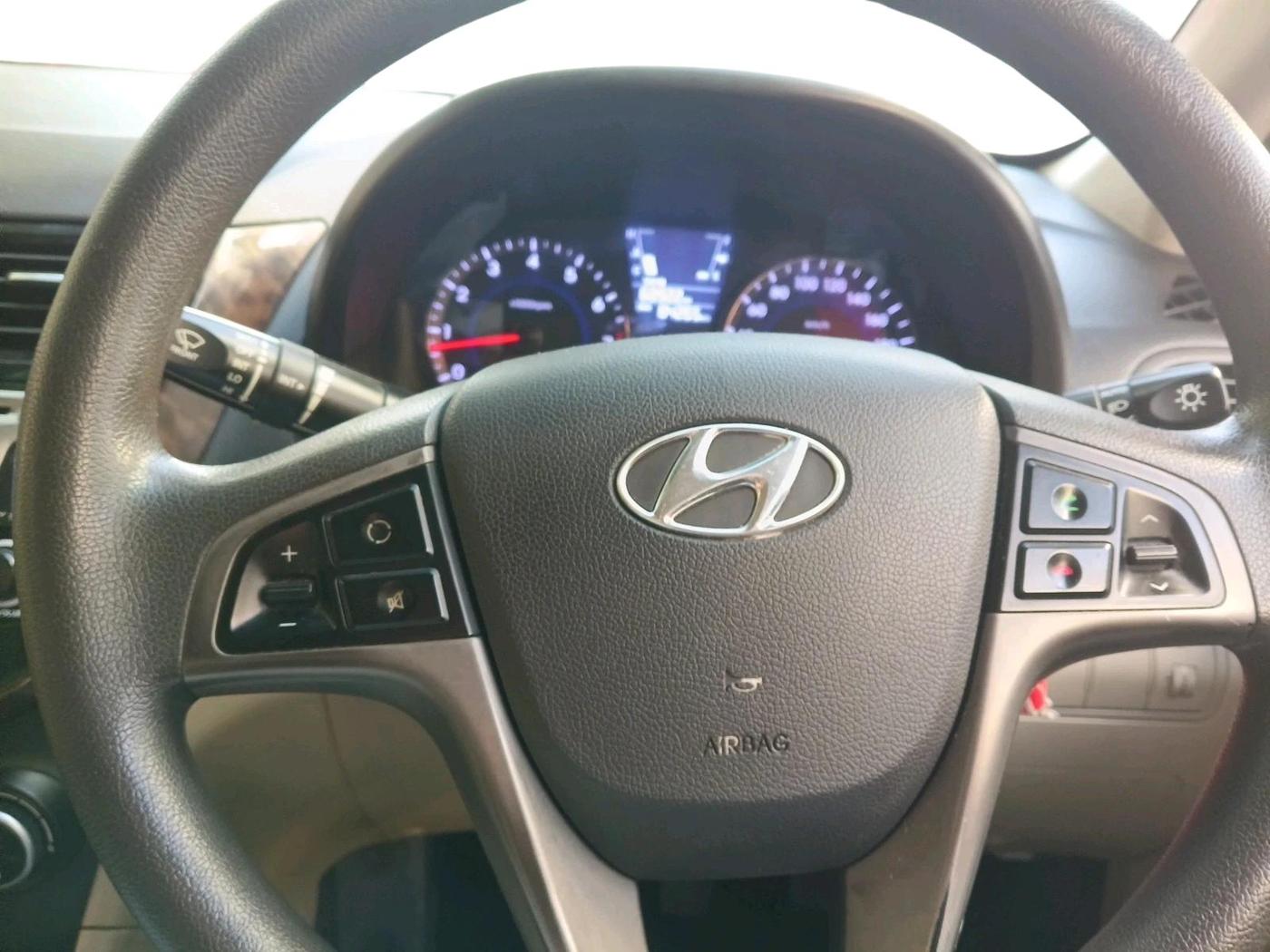 2016 Hyundai Verna 1.6 VTVT S, Petrol, Manual, 84,265 km, interior
